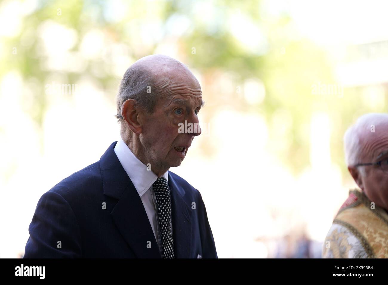 Der Duke of Kent trifft in der Westminster Abbey in London ein, um sich für Sir Stirling Moss zu bedanken, der am 12. April 2020 im Alter von 90 Jahren starb. Bilddatum: Mittwoch, 8. Mai 2024. Stockfoto