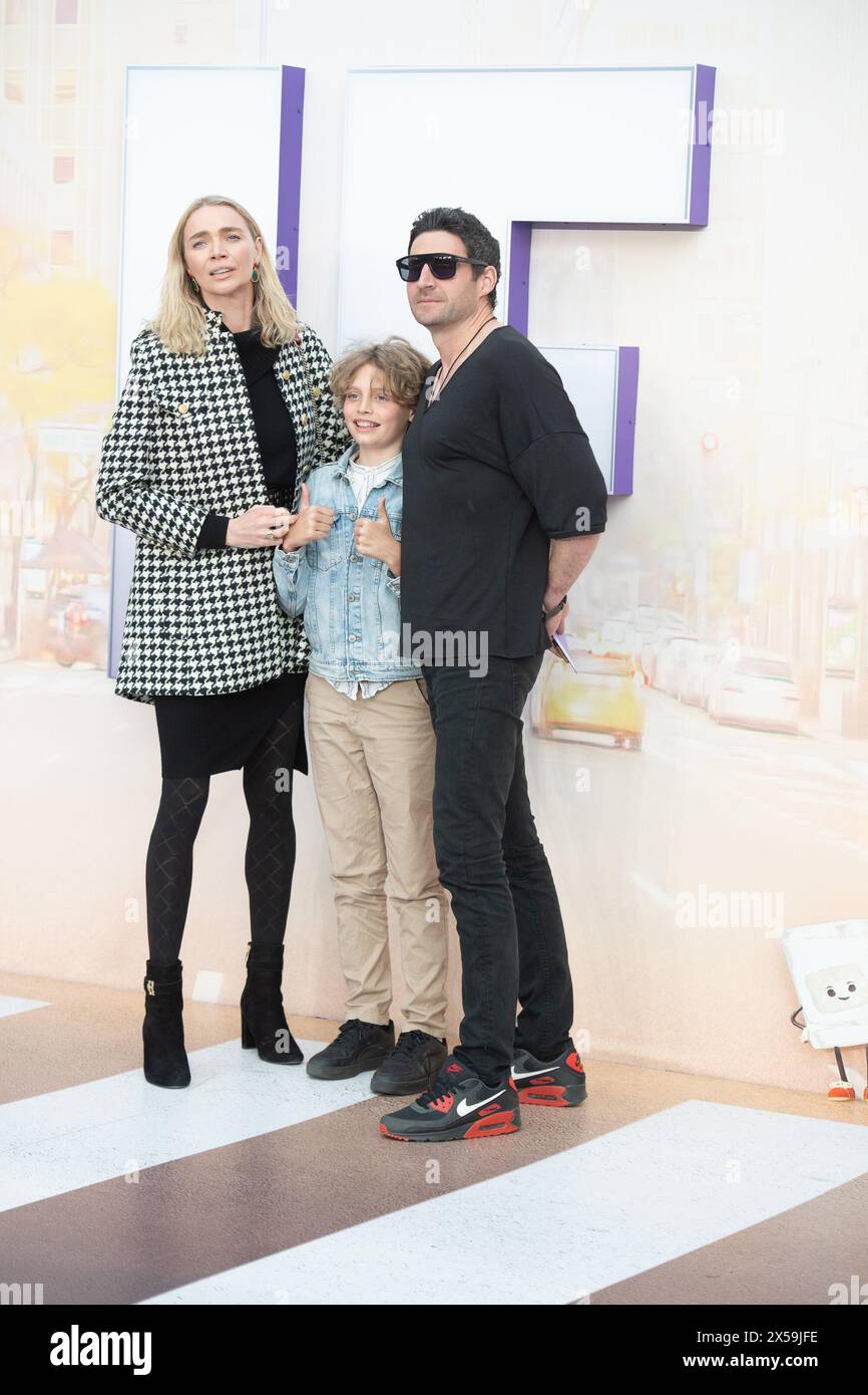 London, Großbritannien. Mai 2024. Im Bild: Jodie Kidd, sein Partner Joseph Bates und sein Sohn Indio nehmen an der britischen Premiere von IF im Cineworld, Leicester Square, Teil. Quelle: Justin Ng/Alamy Live News Stockfoto