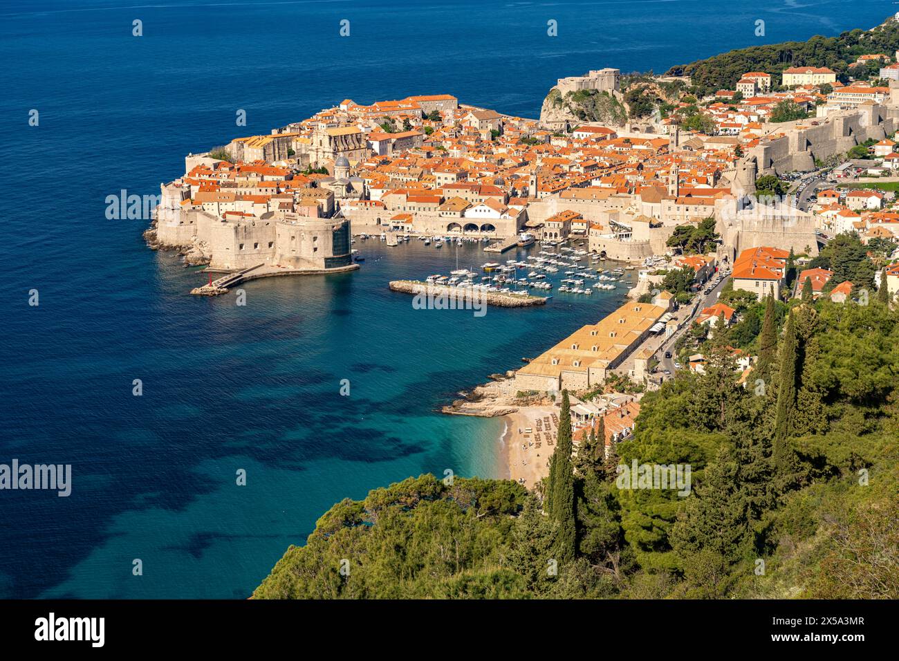 Stadtansicht der Altstadt von oben gesehen, Dubrovnik, Kroatien, Europa | Stadtansicht der Altstadt von oben gesehen, Dubrovnik, Kroatien, Europa Stockfoto