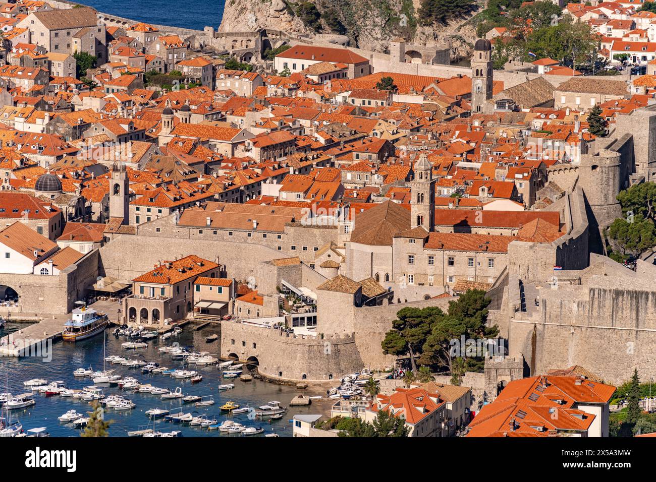 Stadtansicht der Altstadt von oben gesehen, Dubrovnik, Kroatien, Europa | Stadtansicht der Altstadt von oben gesehen, Dubrovnik, Kroatien, Europa Stockfoto