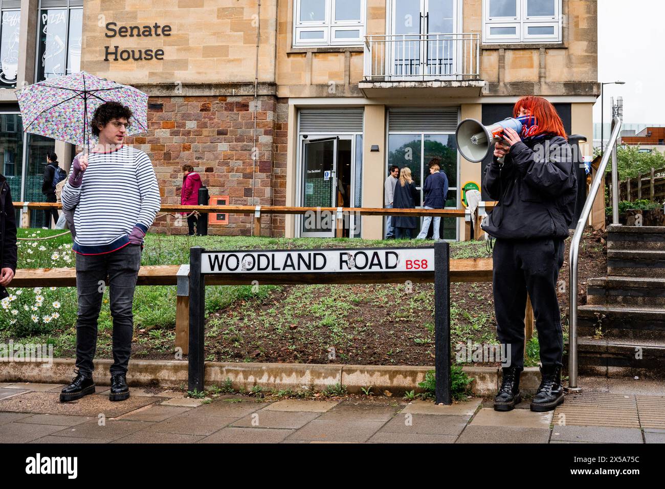 Studentenlager an der University of Bristol (UK) aus Protest gegen die angeblichen Geschäftsverbindungen der Universität zu Israel und zu Rüstungsunternehmen. Stockfoto