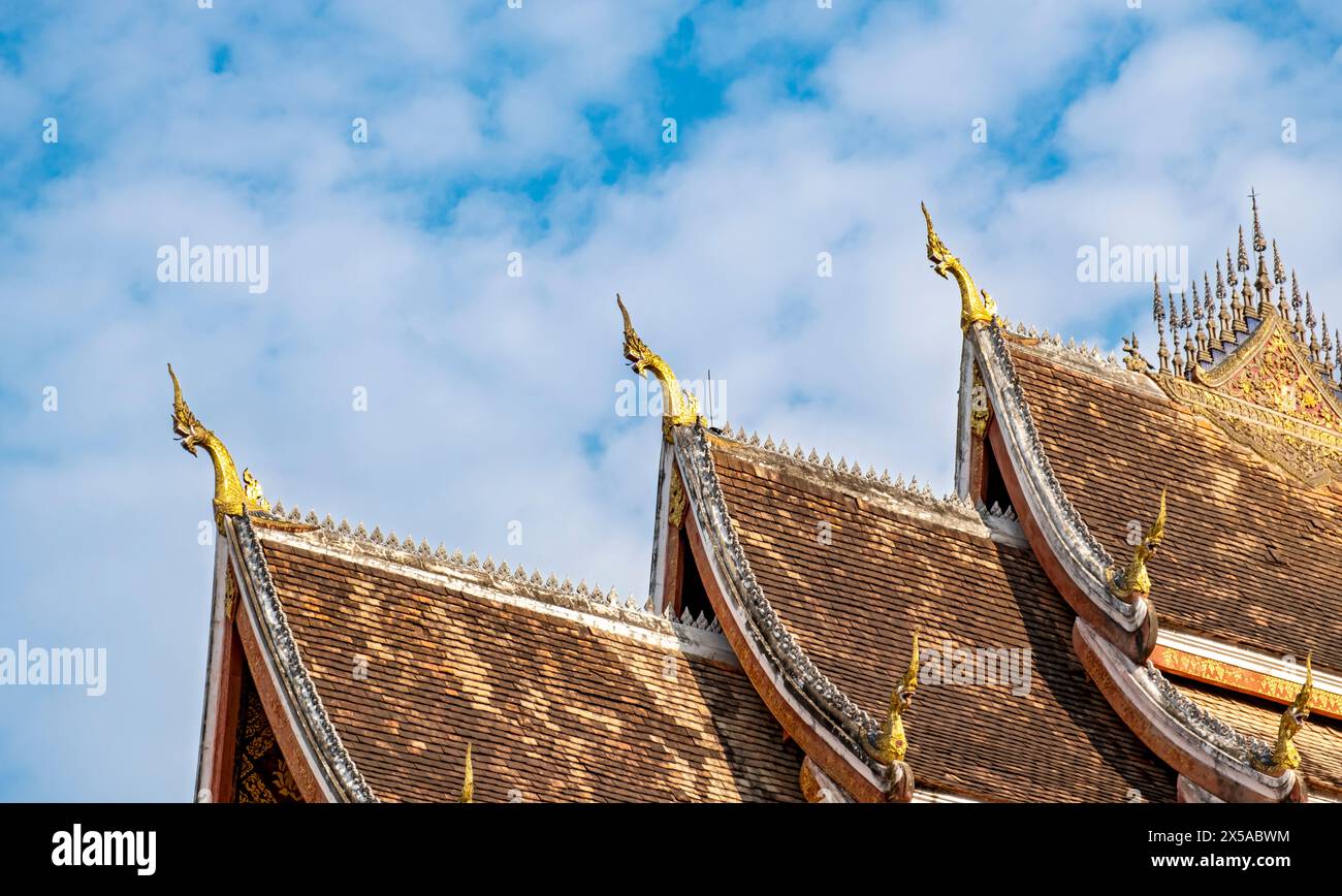 Dach des Haw Phra Bang Pavillons, Königspalast, Luang Prabang, Laos Stockfoto