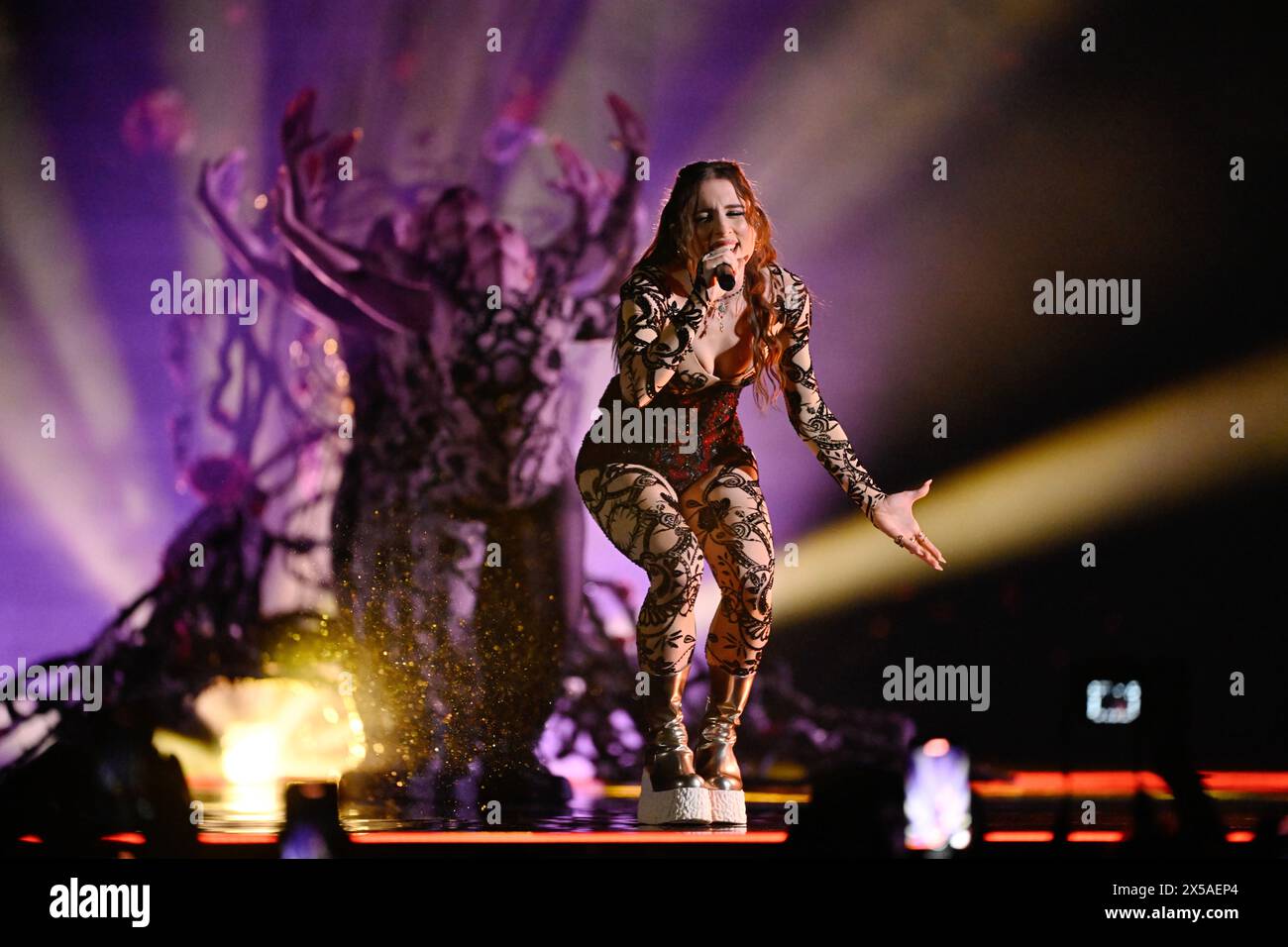 Angelina Mango repräsentierte Italien mit dem Lied „La noia“ während der ersten Probe des zweiten Halbfinales der 68. Ausgabe der Eurovision so Stockfoto