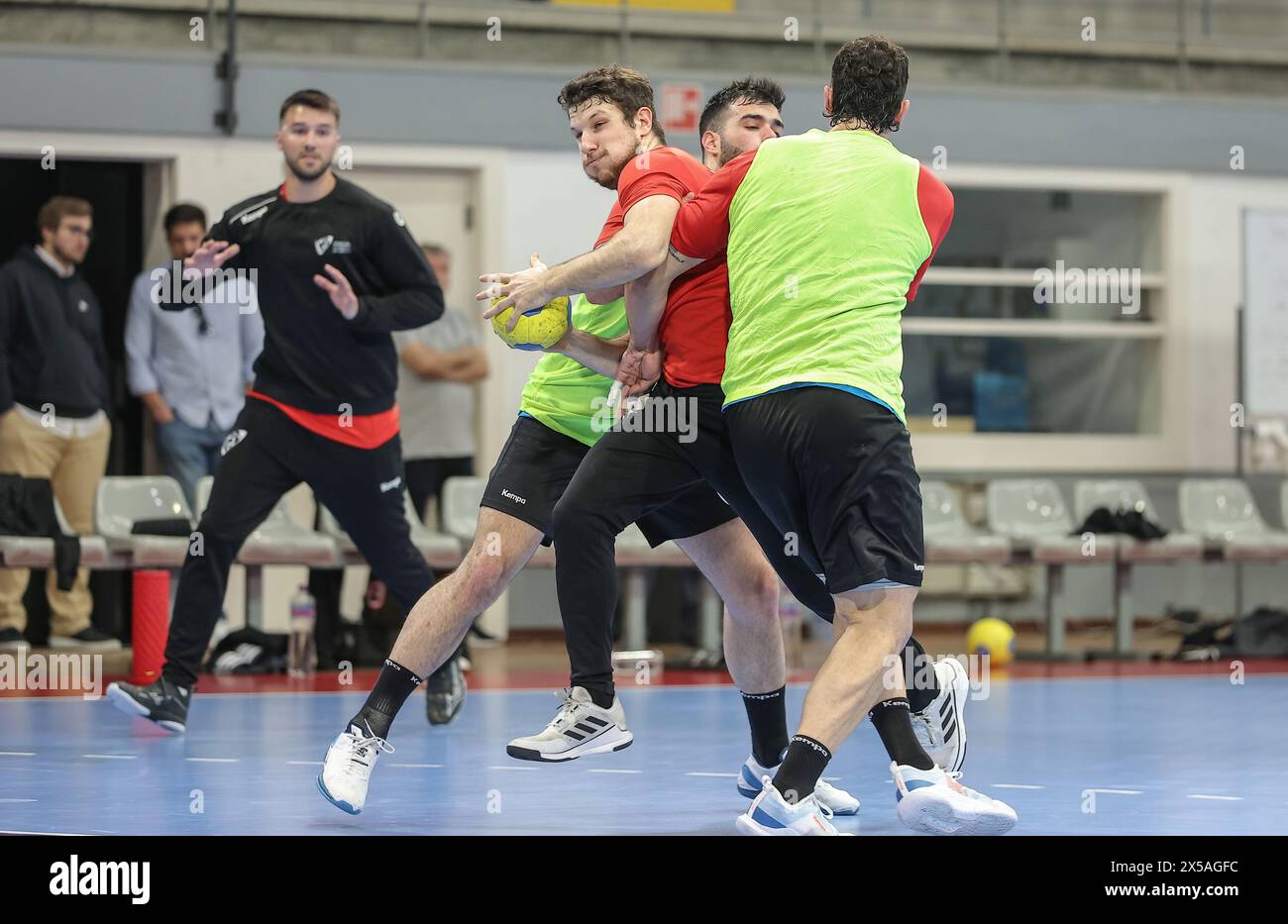 Guimarães, 05/2024 - Seleção de Andebol Nacional AA está em estágio de preparação. Treinou esta Manhã no Pavilhão do Vitória de Guimarães. João s #13 (Miguel Pea/ira/Global im Credit: Atlantico Press/Alamy Live News Stockfoto