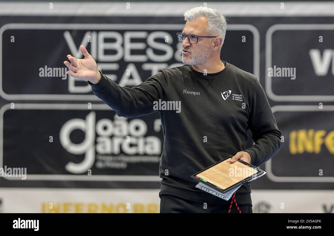 Guimarães, 05/2024 - Seleção de Andebol Nacional AA está em estágio de preparação. Treinou esta Manhã no Pavilhão do Vitória de Guimarães. Paulo Pra#1a (Miguel Pra/ira/Global im Credit: Atlantico Press/Alamy Live News Stockfoto