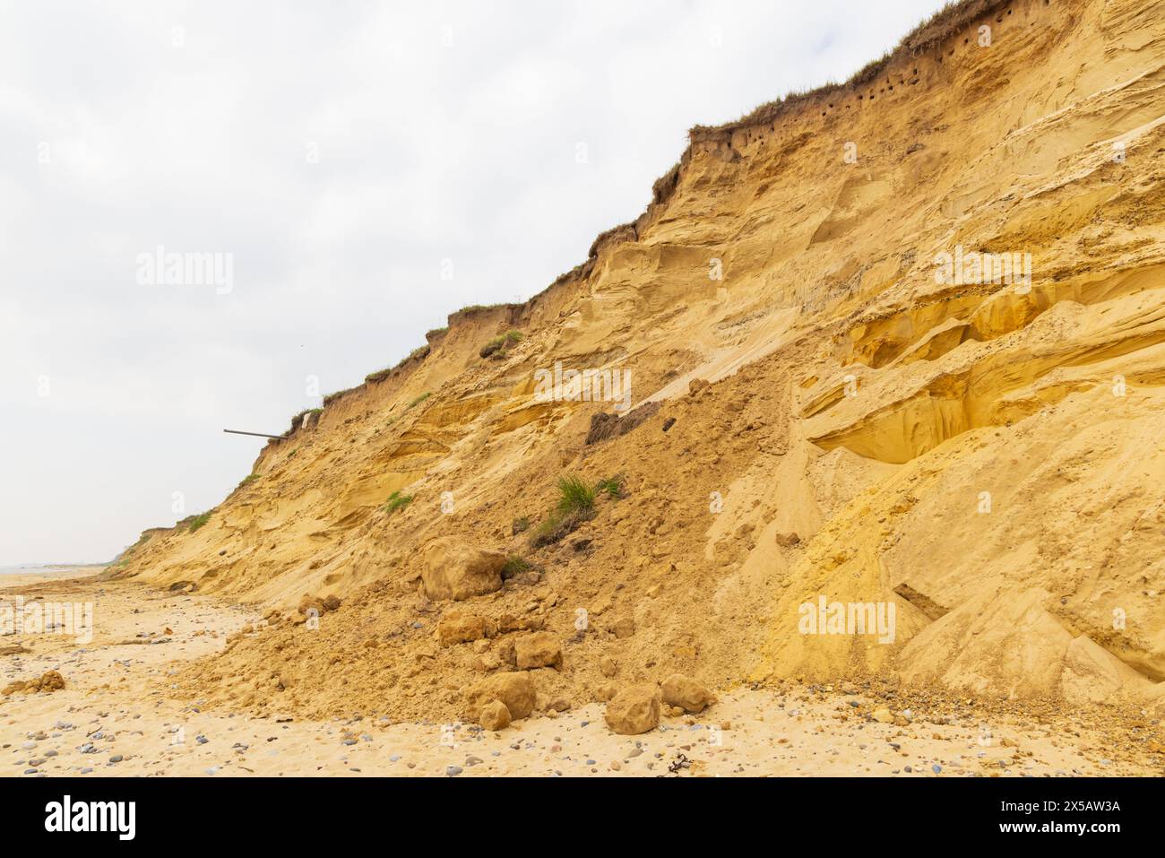 Die zerklüfteten Klippen am Covehithe Beach, Covehithe, Suffolk. UK. Stockfoto