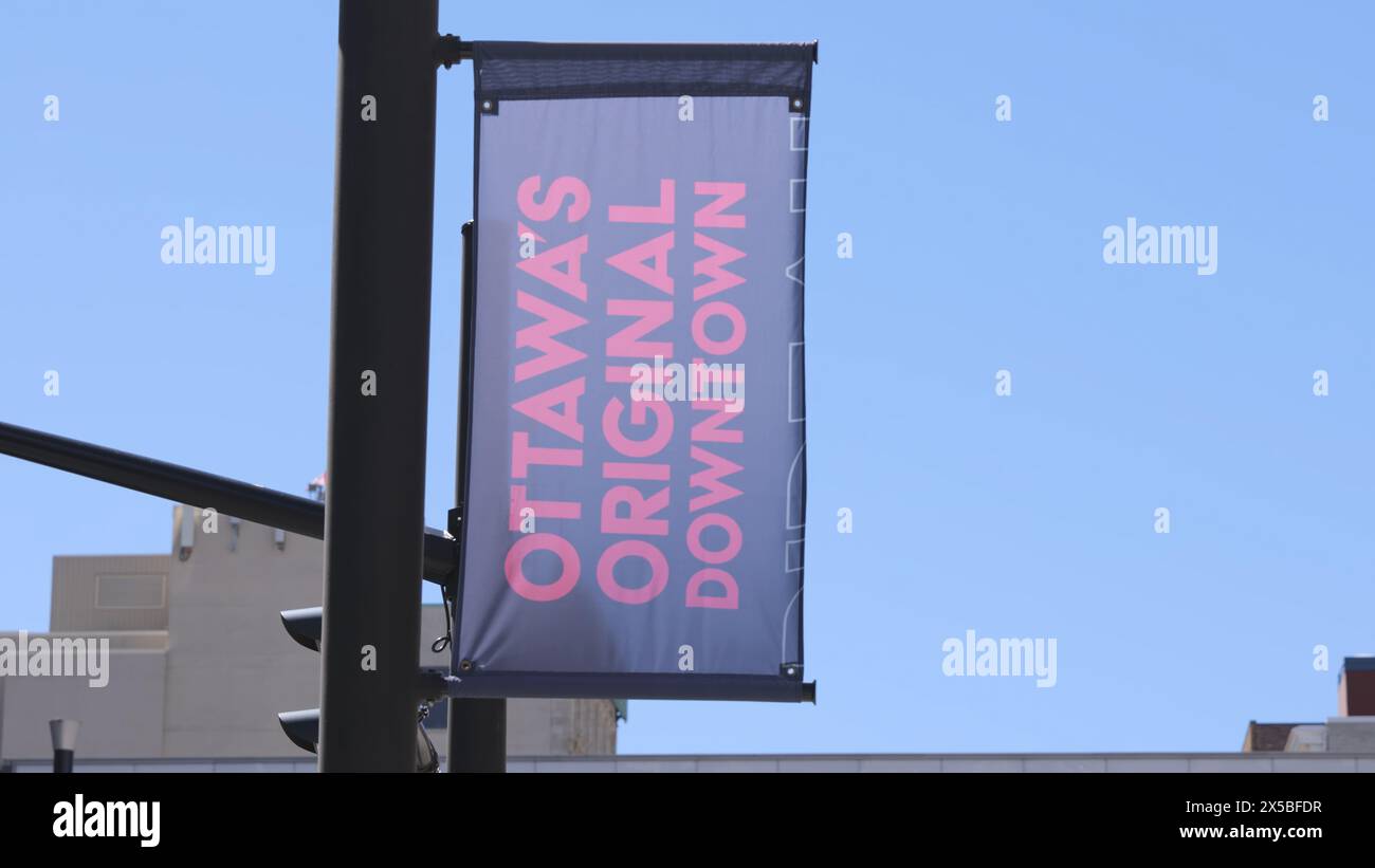 Ottawas Original Downtown Flag in der Stadt am Byward Market - OTTAWA, KANADA - 17. APRIL 2024 Stockfoto