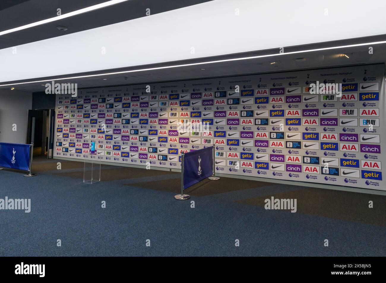 Tottenham Hotspur Football Club Stadium - Media Mixed Zone Stockfoto