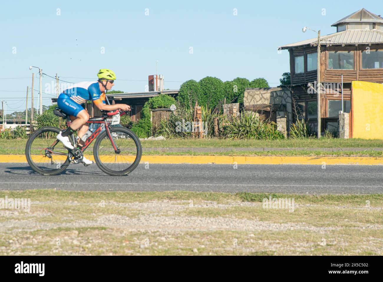 Triatlon, Ausdauer Multisport Rennen, Radfahren, Triathleten Stockfoto