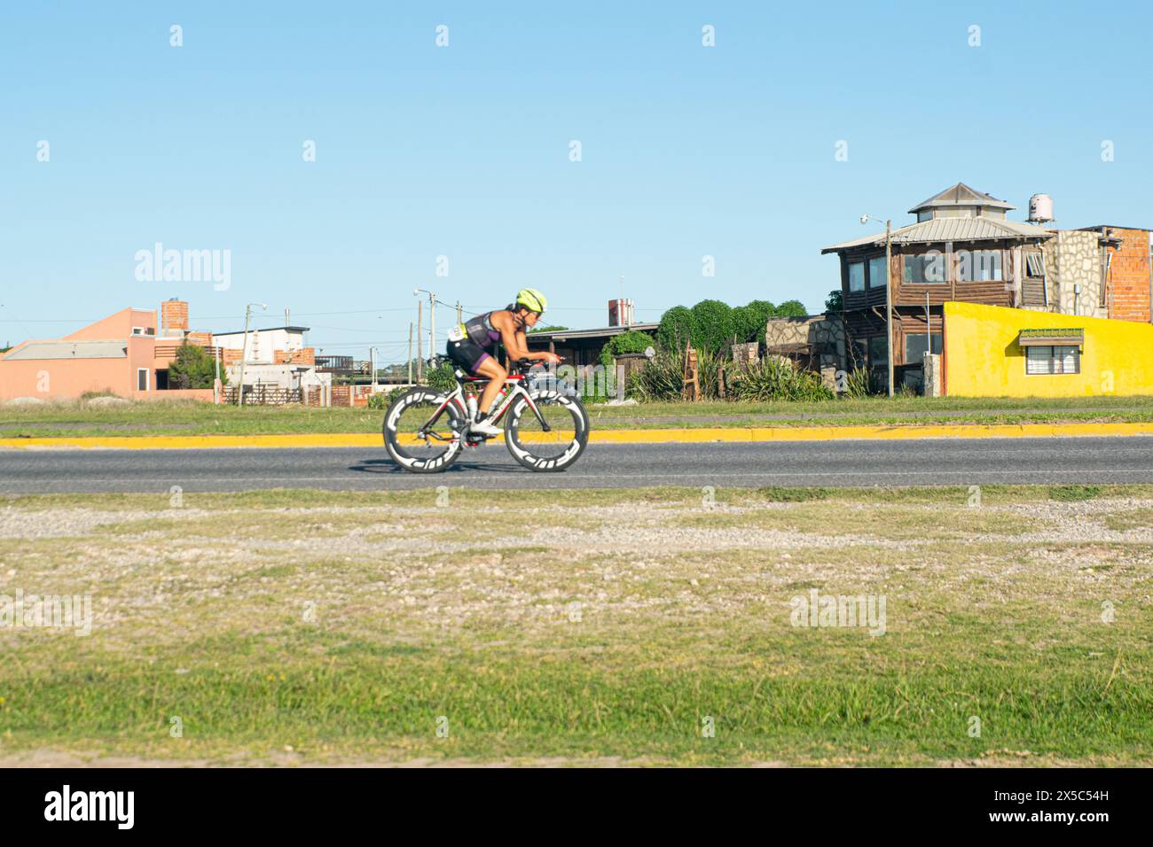 Triatlon, Ausdauer Multisport Rennen, Radfahren, Triathleten Stockfoto