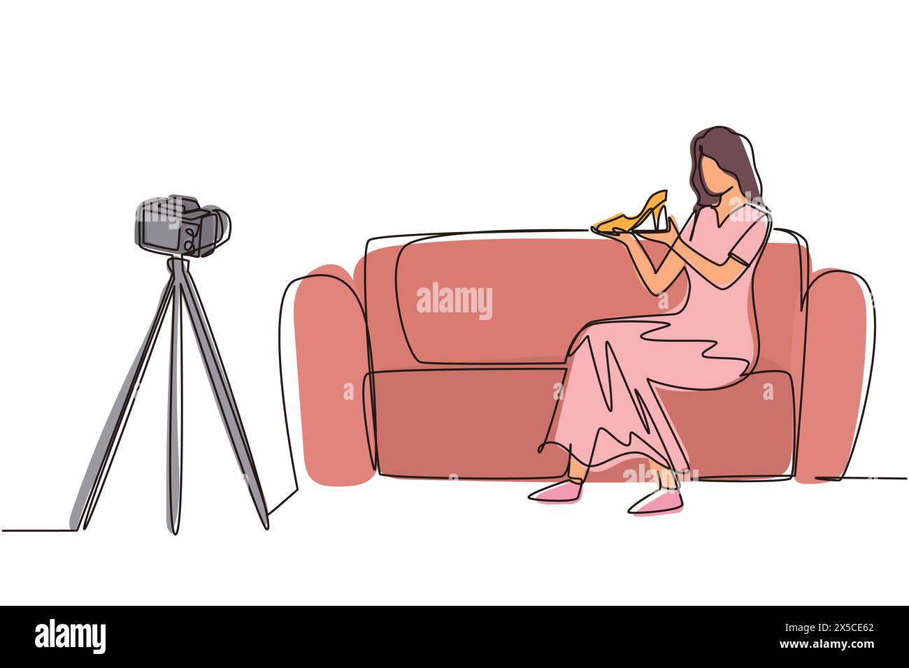 Eine einzelne durchgehende Linienzeichnung stilvolle Beauty-Bloggerin sitzt auf dem Sofa und sieht sich den Schuh in ihren Händen an, während sie Videos mit einer Digitalkamera aufnimmt. Stock Vektor