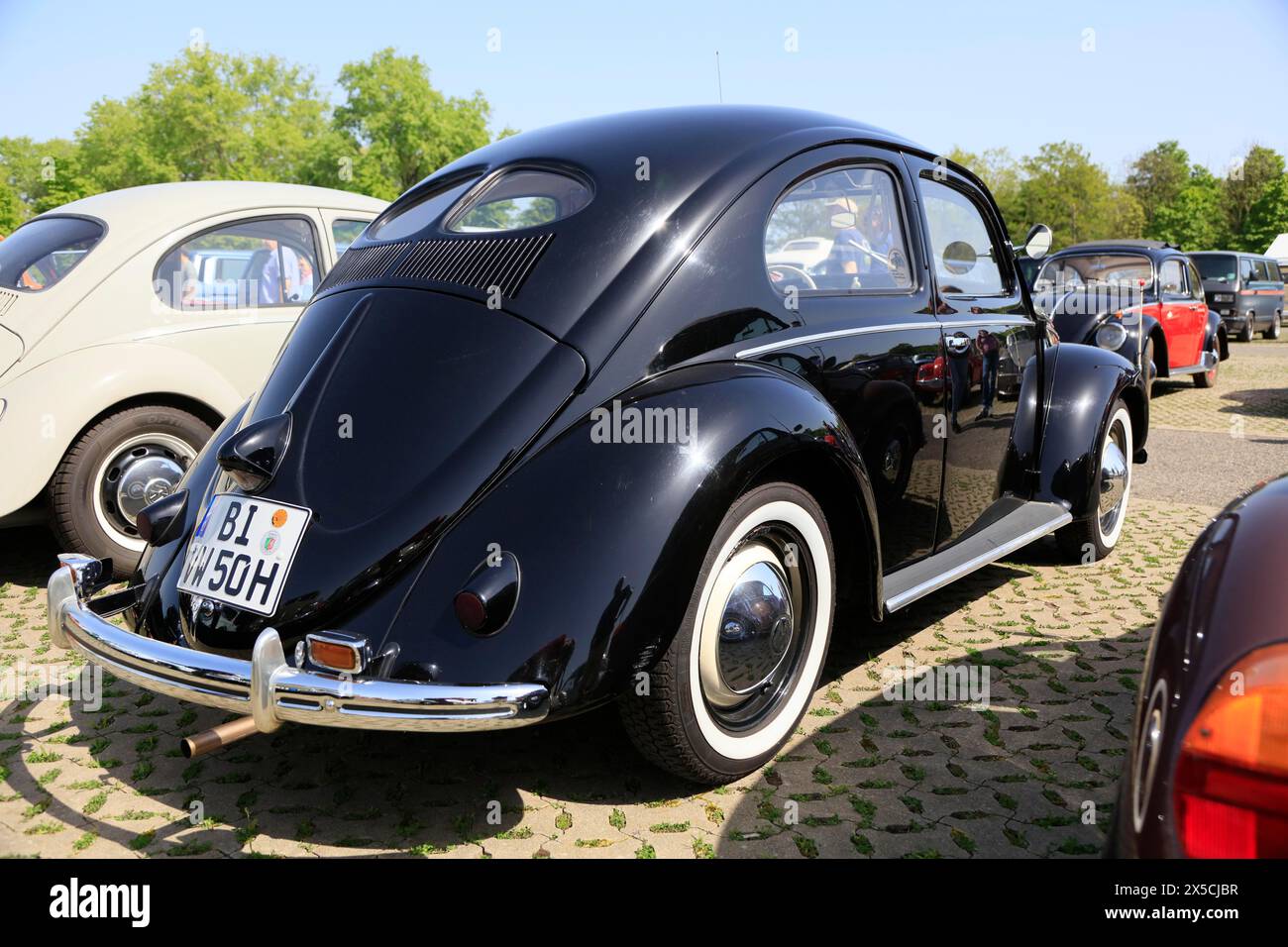 Volkswagen VW Käfer 1100 Typ 1, Brezelkäfer, 41. Mai Käfertreffen, Hannover, Niedersachsen, Deutschland Stockfoto