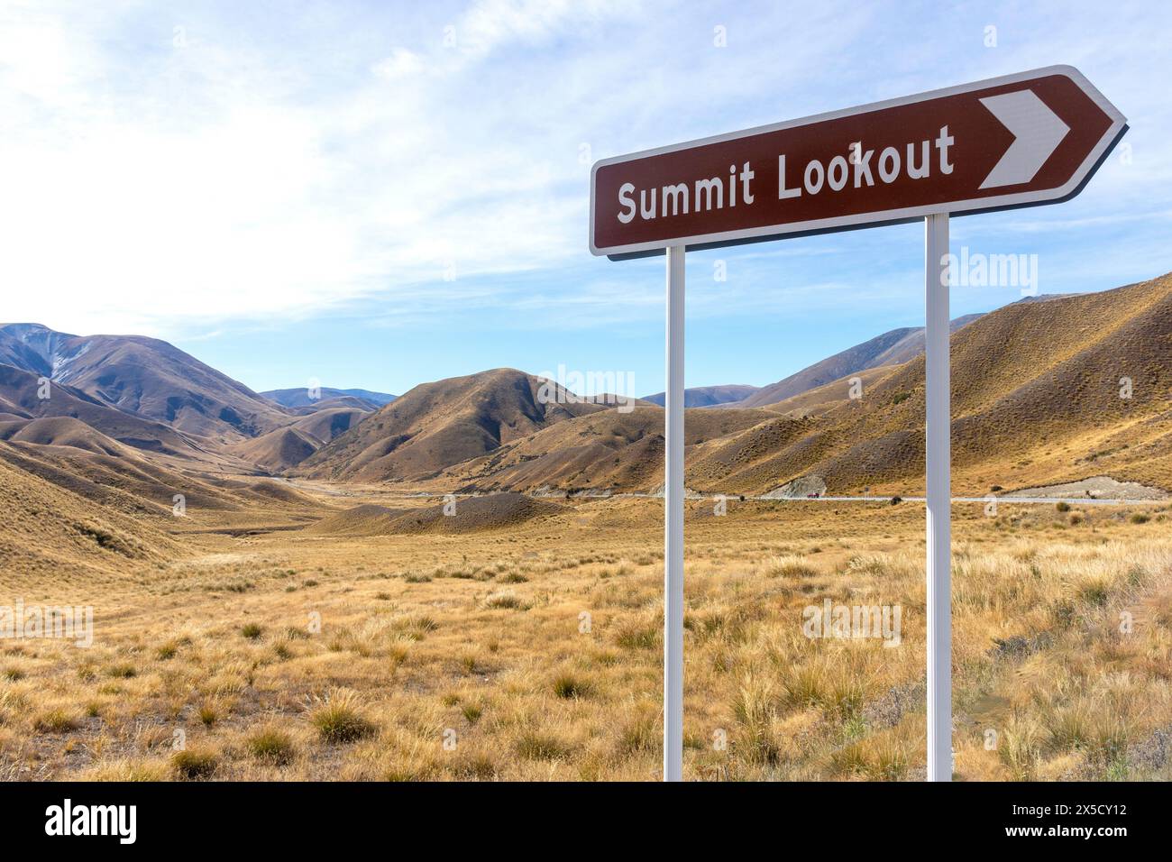 Gipfelaussichtspunkt am Lindis Pass, Central Otago, Otago Region, Südinsel, Neuseeland Stockfoto