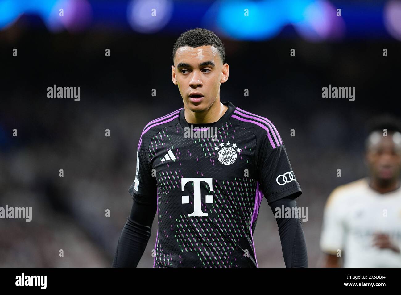 Jamal Musiala von Bayern München während der UEFA Champions League, Halbfinale, 2. Legs-Fußballspiel zwischen Real Madrid und Bayern München am 8. Mai 2024 im Santiago Bernabeu Stadion in Madrid, Spanien Stockfoto Jamal Musiala von Bayern München während der UEFA Champions League, Halbfinale, 2. Legs-Fußballspiel zwischen Real Madrid und Bayern München am 8. Mai 2024 im Santiago Bernabeu Stadion in Madrid, Spanien Stockfoto