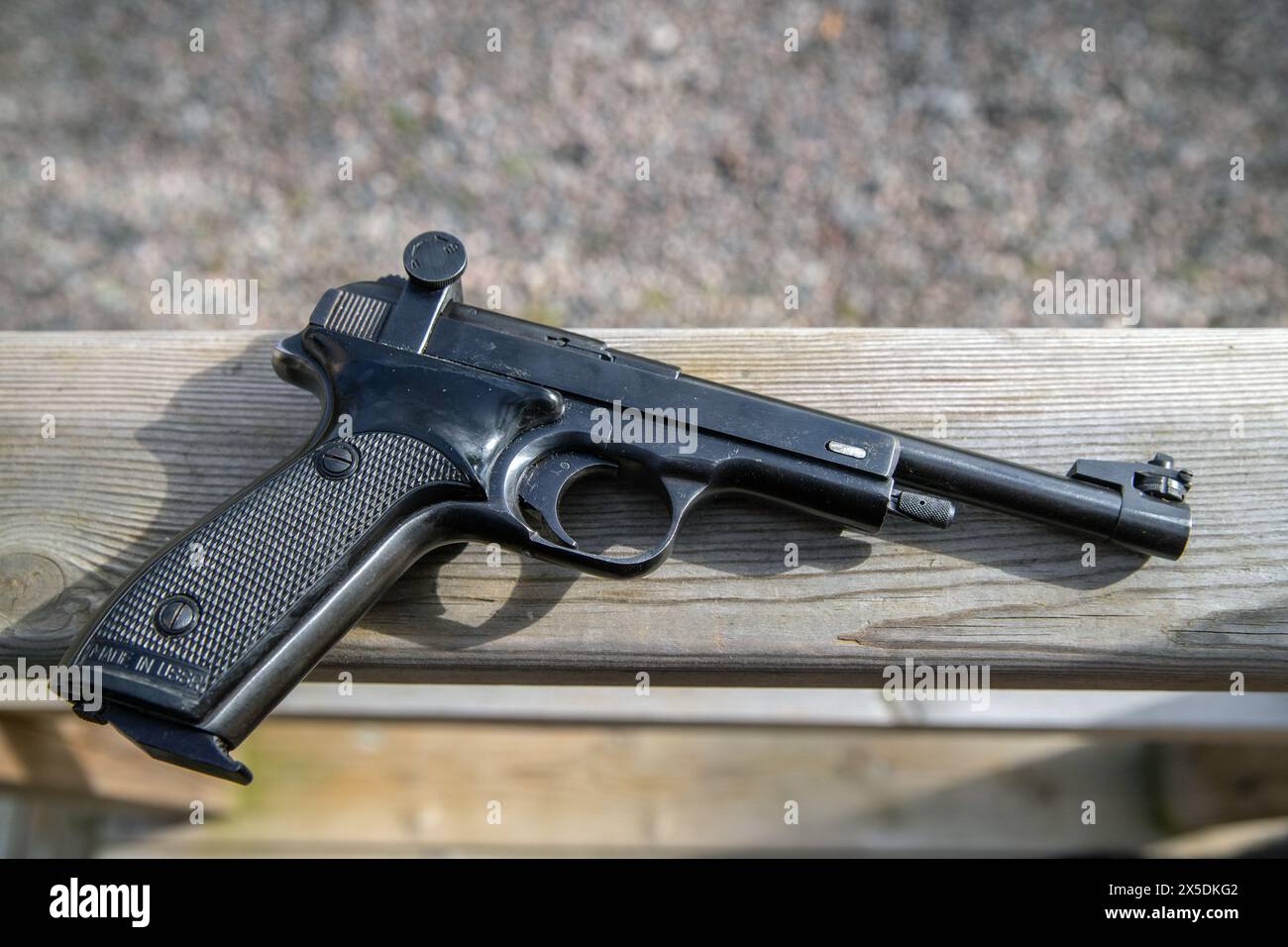 Alte sowjetische russische Waffe. Bajkal Wostok (hergestellt in der udssr) Stockfoto