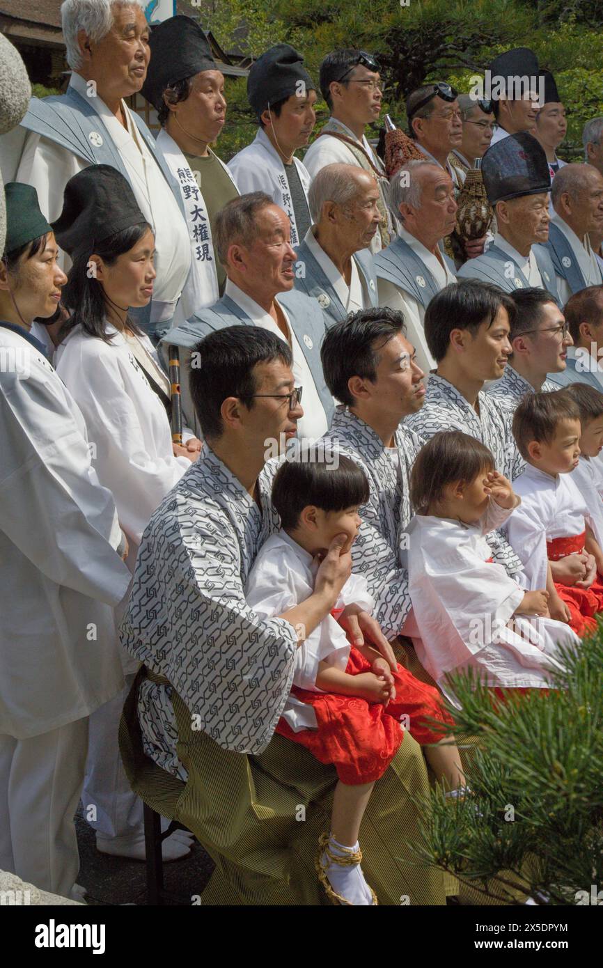 Japan, Kumano Hongu Taisha, jährliches Festival, Menschen, Stockfoto