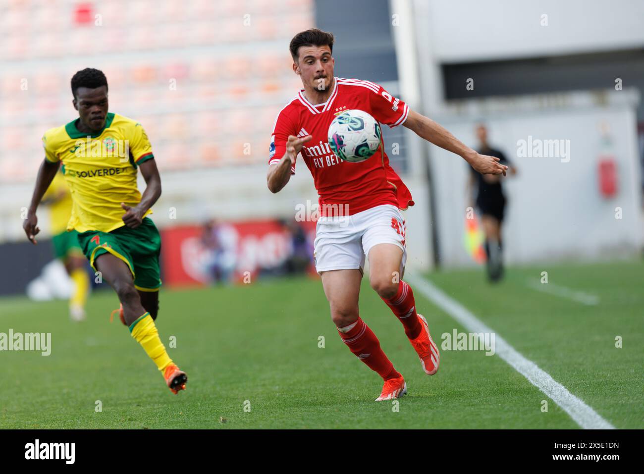 Rafael Rodrigues während des Spiels der Liga Portugal 2 zwischen SL Benfica B und Pacos de Ferreira auf dem Benfica Campus in Seixal, Lissabon, Portugal. (Maciej Rogowski Stockfoto