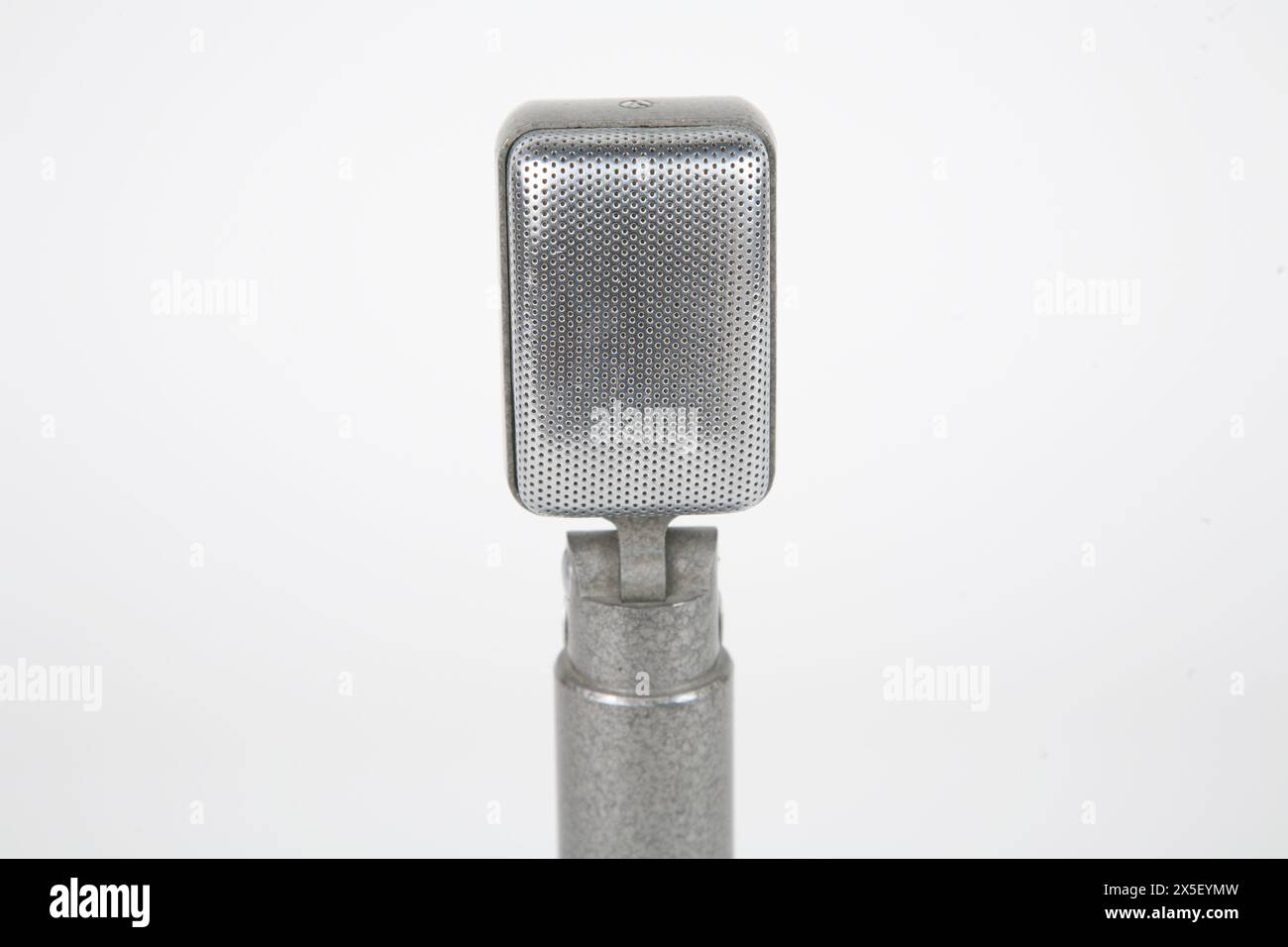 In Großbritannien hergestelltes Reslo-Bandmikrofon rbh rbt 50s 60s Modell Stockfoto