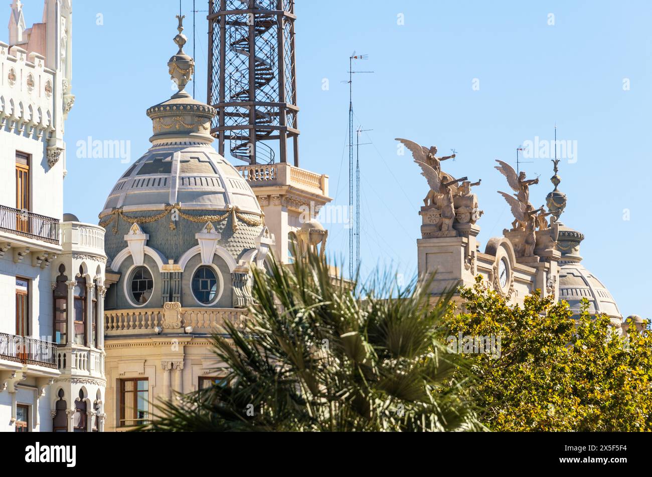 Blick auf das Correos-Gebäude oder den Palast der Postämter und Telegrafen von Valencia (Postgebäude), Valencia, Spanien Stockfoto