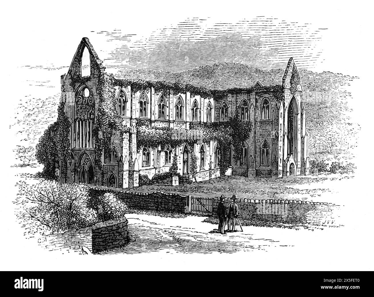 Die Ruinen der Abtei Tintern von der Straße aus gesehen und wie sie im späten 19. Jahrhundert erschienen wären. Schwarz-weiß-Illustration aus unserem eigenen Land Band III, veröffentlicht von Cassell, Petter, Galpin & Co. Im späten 19. Jahrhundert. Stockfoto