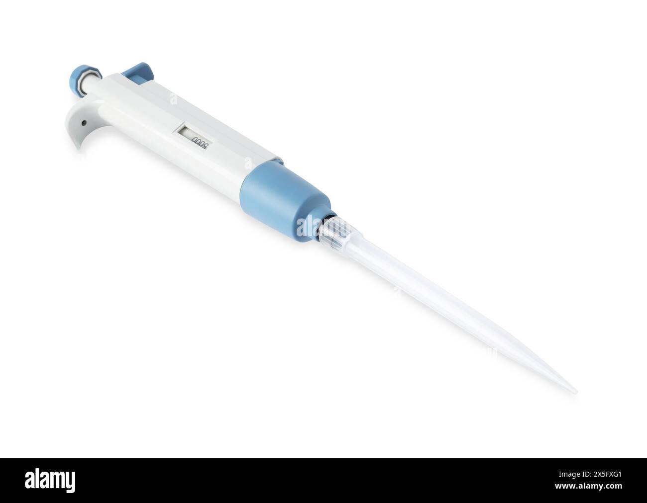 Laboranalyse. Eine Mikropipette isoliert auf weiß Stockfoto