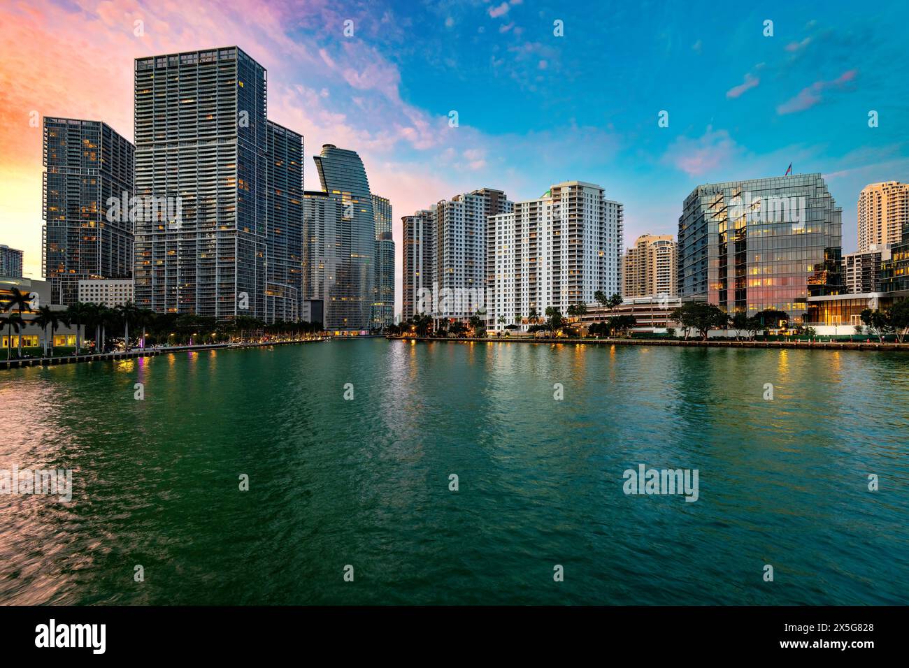 Stadtviertel und Immobilienentwicklungen in Brickell, Miami, Florida, USA Stockfoto