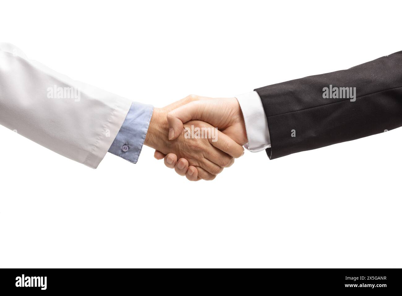 Ärztin und Geschäftsmann schütteln die Hände isoliert auf weißem Hintergrund Stockfoto