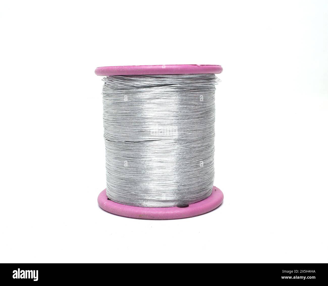 Metallische Stickgarne isoliert Stockfoto