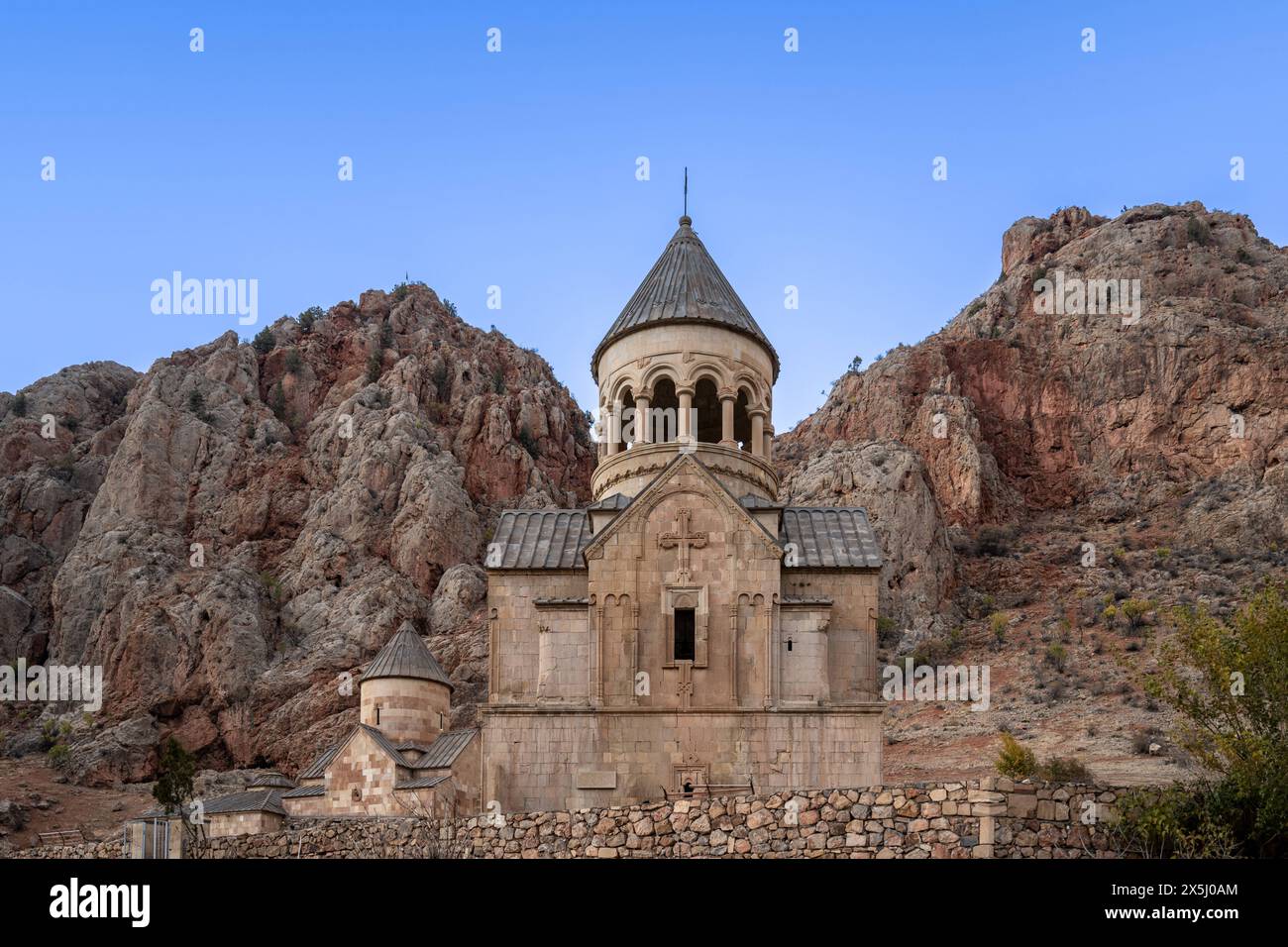 Syunik Development NGO die Kirche Noravank. Areni Provinz Wajoz dSOR Armenien *** Syunik Development NGO The Church Noravank Provinz Areni Wajoz Dzor Armenia Copyright: Argumx/xThomasxEinberger Stockfoto