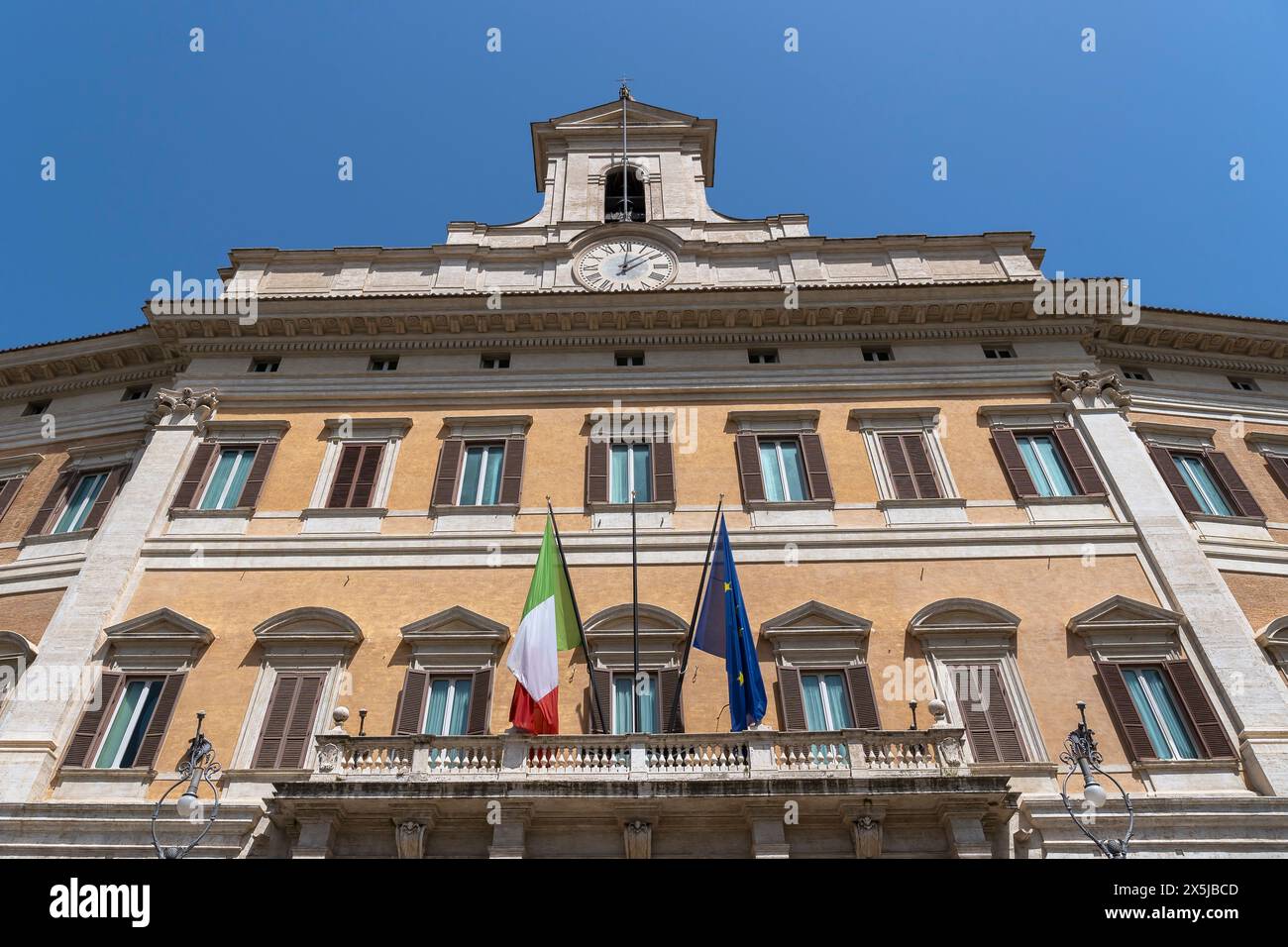 Palazzo Montecitorio, Sitz der Abgeordnetenkammer der Italienischen Republik. Italienisches Parlament. Rom, Italien, Europäische Union, EU Stockfoto