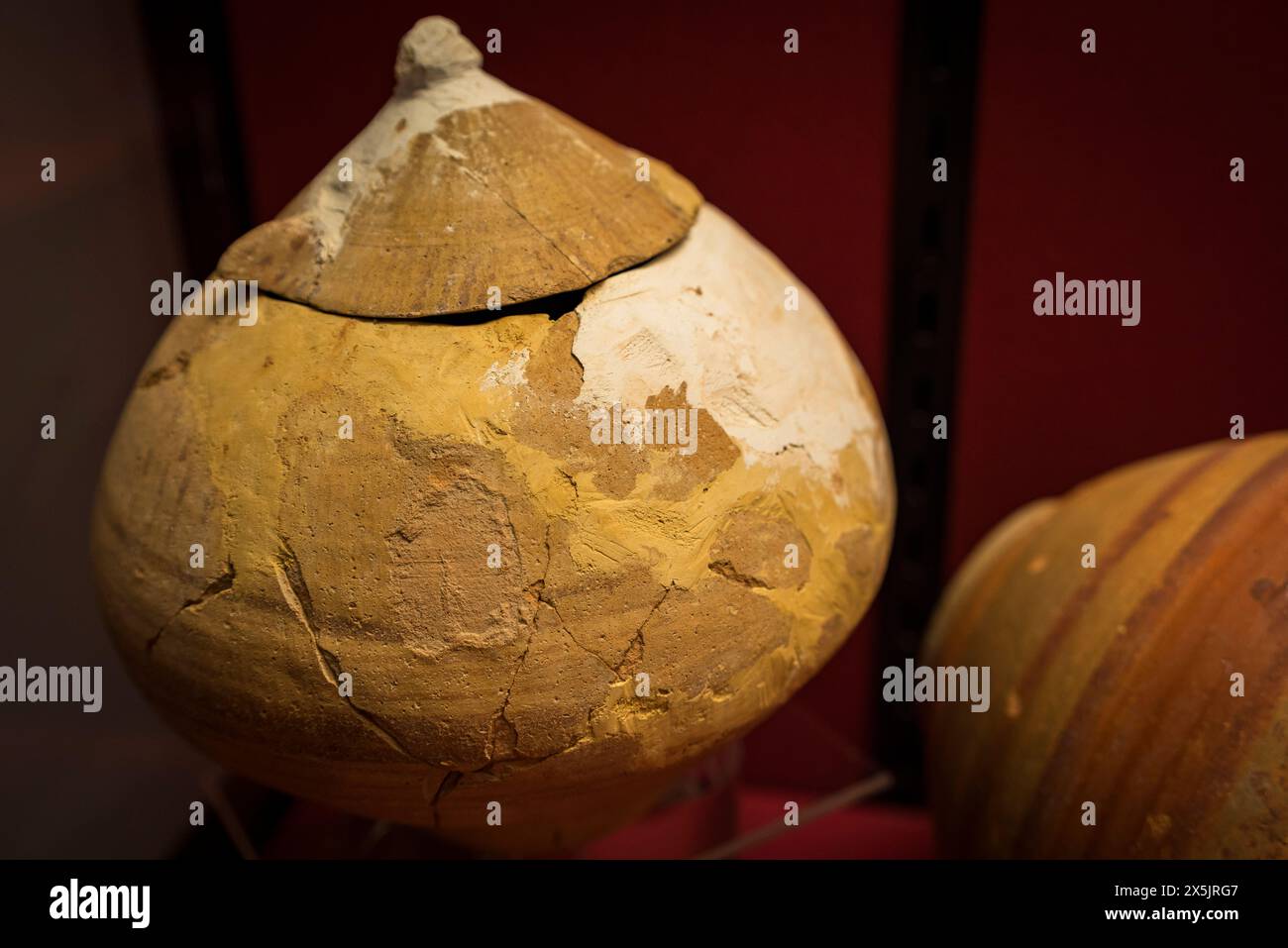 Cinerary Urnen, Castellones de Ceal, Hinojares, iberische Kultur, Archäologisches Museum. Úbeda, Provinz Jaén, Andalusien, Spanien Stockfoto