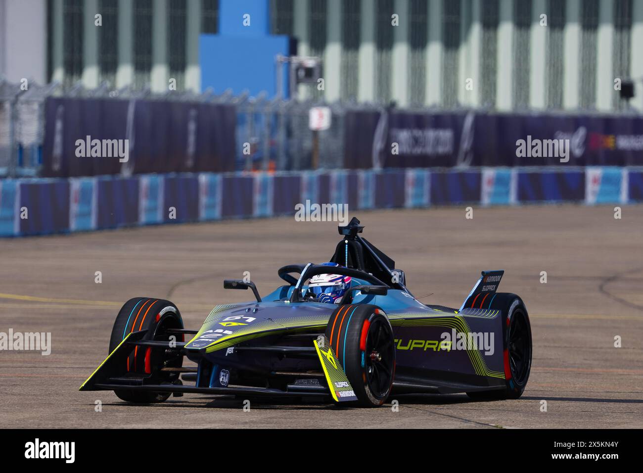 51 VAN DER LINDE Kelvin (zaf), ABT CUPRA Formula E Team, Mahindra M9Electro, Aktion beim Berlin ePrix 2024, 7. Treffen der ABB FIA Formel E Weltmeisterschaft 2023-24, auf dem Tempelhof Airport Street Circuit vom 10. Bis 12. Mai 2024 in Berlin Credit: Unabhängige Fotoagentur/Alamy Live News Stockfoto