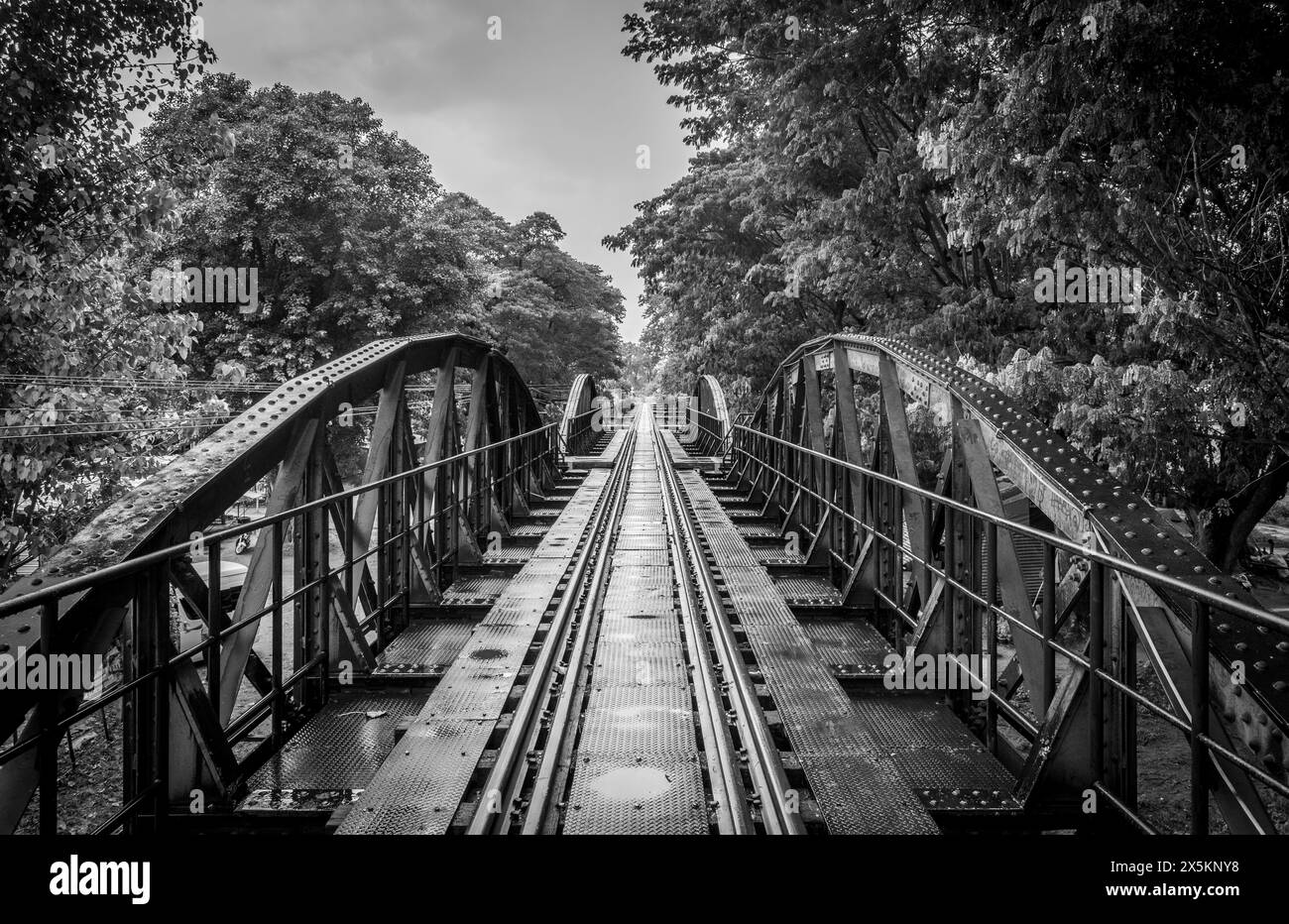 Brücke über den Fluss Kwai. Stockfoto