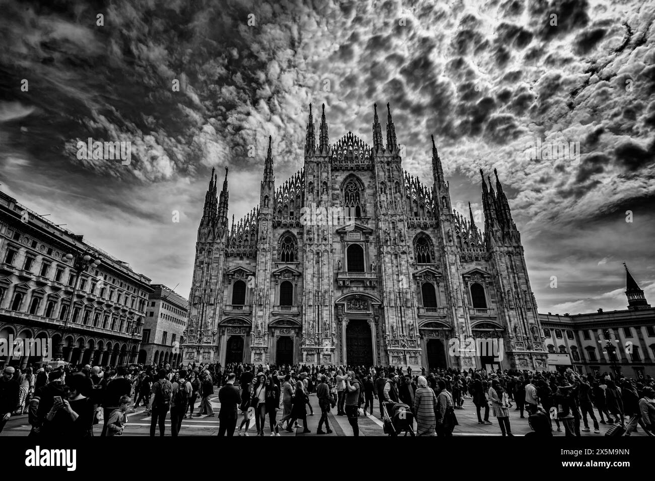 Dom, Mailänder Kathedrale. Mailand, Lombardei, Italien. April 2023 Stockfoto