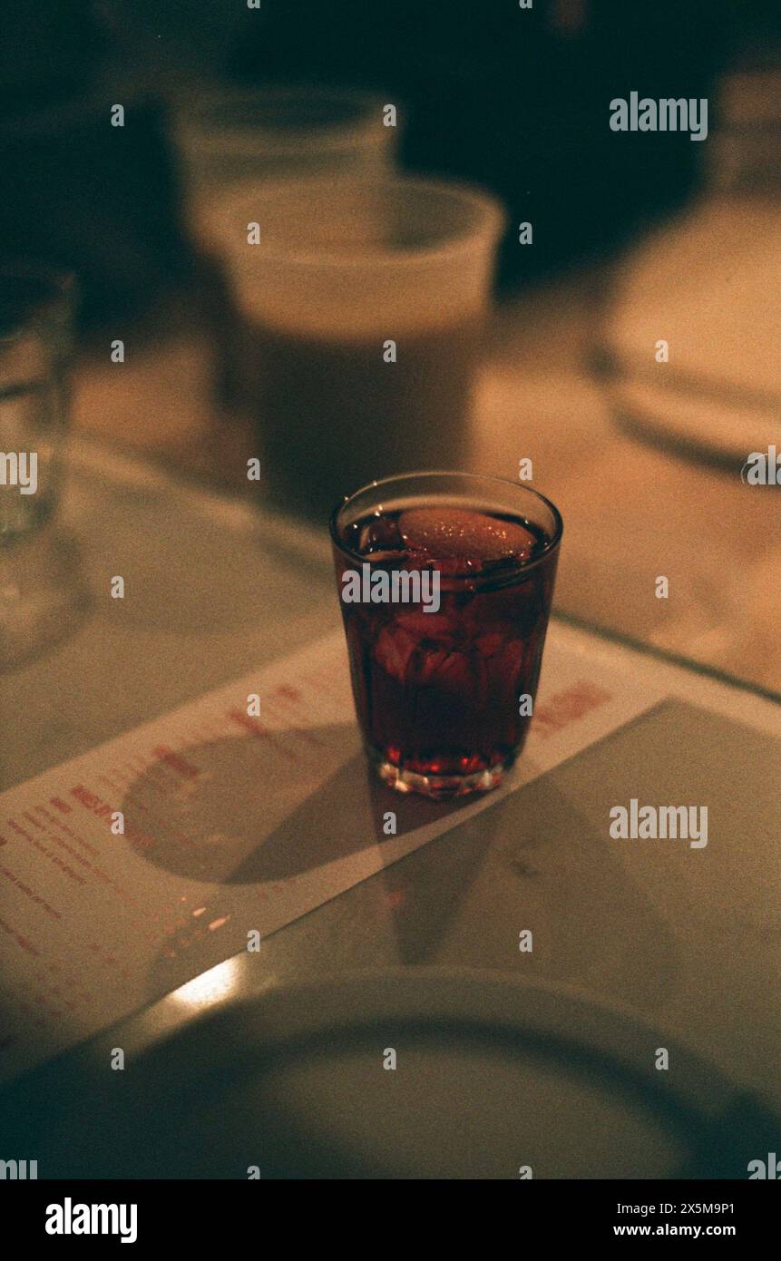Filmfotos, die in Vancouver, BC, aufgenommen wurden. Alle wurden mit 800 ISO aufgenommen und während des Entwicklungsprozesses auf 1600 verschoben. Stockfoto