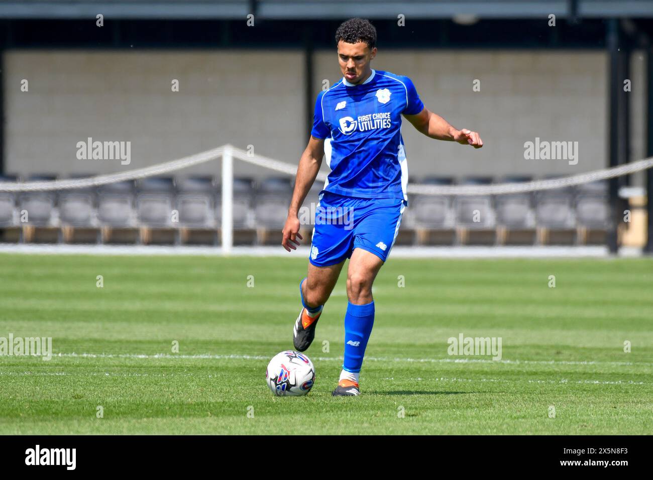 Landore, Swansea, Wales. 7. Mai 2024. Alyas Debono von Cardiff City in Aktion während des U18-Spiels zwischen Swansea City und Cardiff City in der Swansea City Academy in Landore, Swansea, Wales, Großbritannien am 7. Mai 2024. Quelle: Duncan Thomas/Majestic Media. Stockfoto