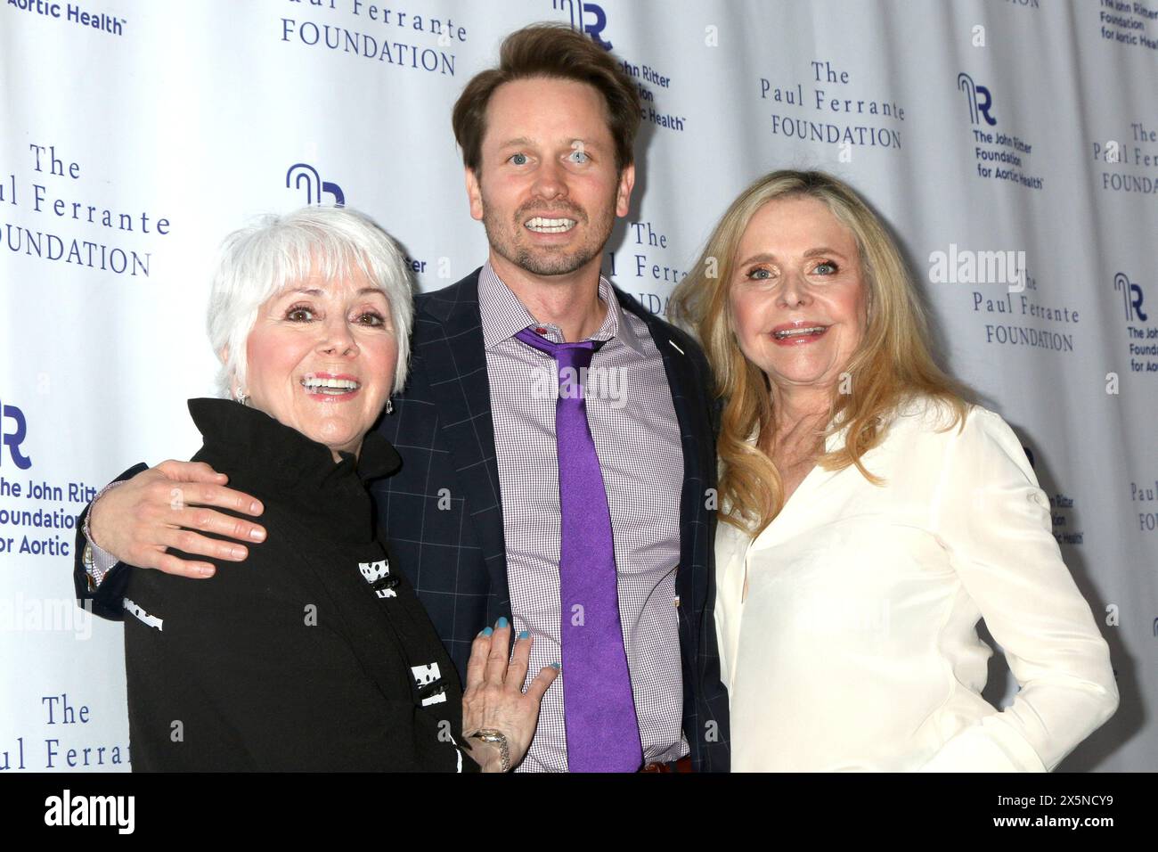 LOS ANGELES - 9. MAI: Joyce DeWitt, Tyler Ritter, Priscilla Barnes bei der John Ritter Foundation Evening from the Heart Gala im Sunset Room am Mai Stockfoto