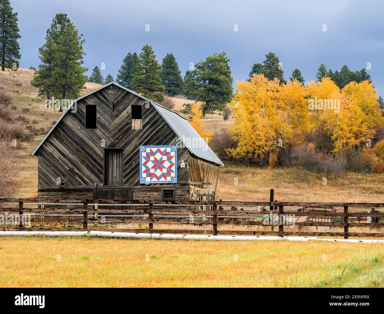 USA, Washington State, Kittitas County. Scheune auf dem Barn Quilt Trail im Kittitas County. (Nur Für Redaktionelle Zwecke) Stockfoto