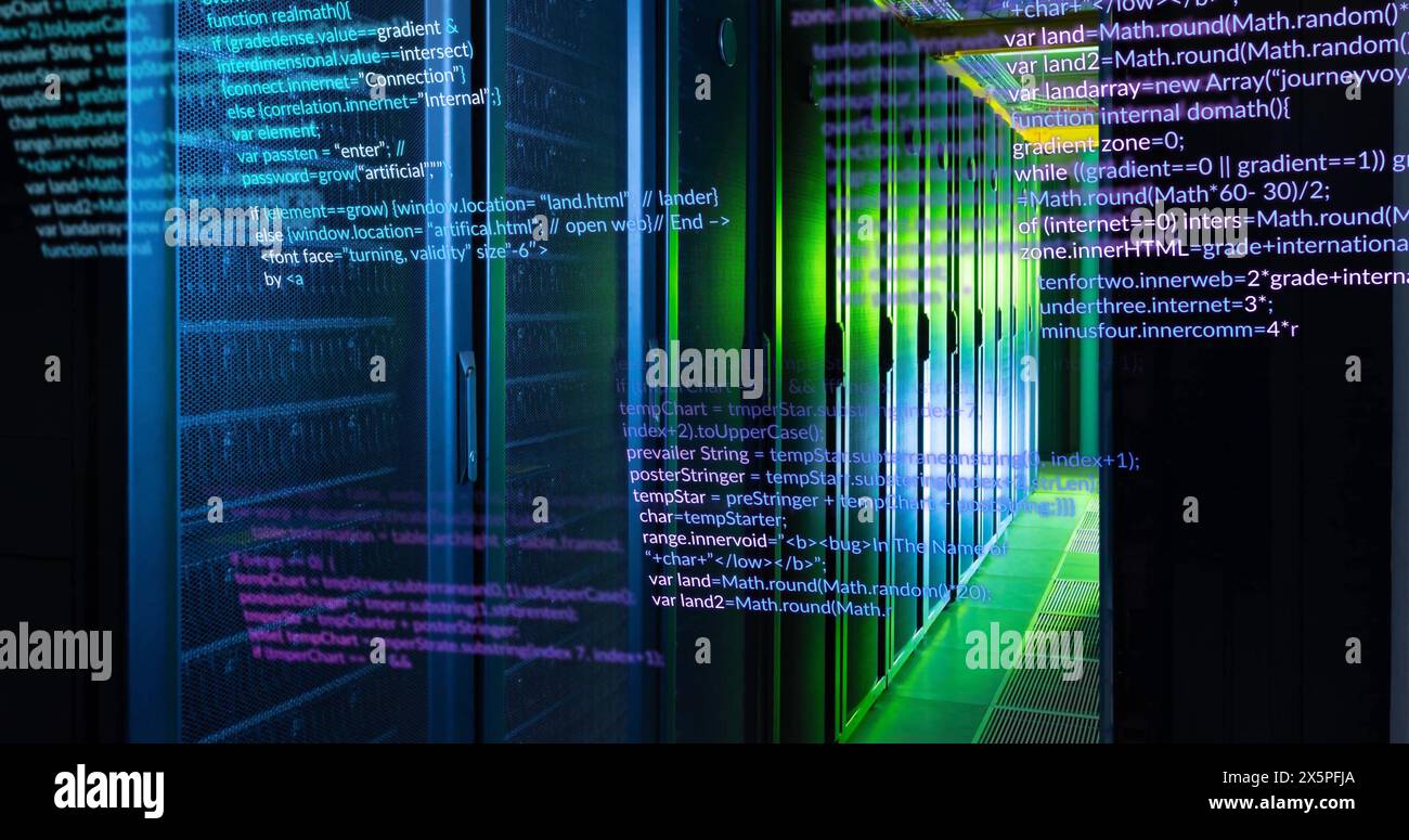 Bild einer mehrfarbigen Programmiersprache über dem Datenserverraum Stockfoto