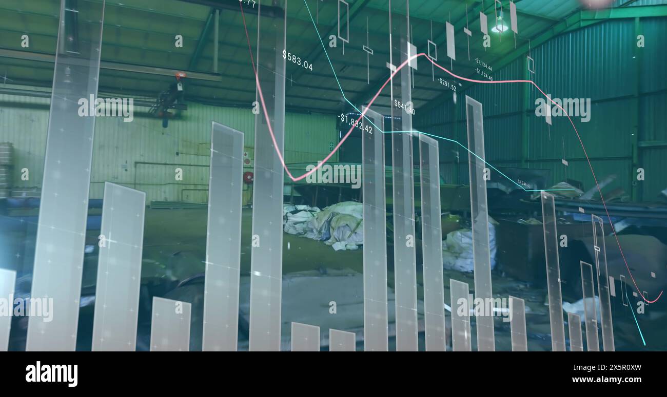 Das Bild ist eine Drohnenaufnahme aus Metallteilen in einem Schrottplatz Stockfoto