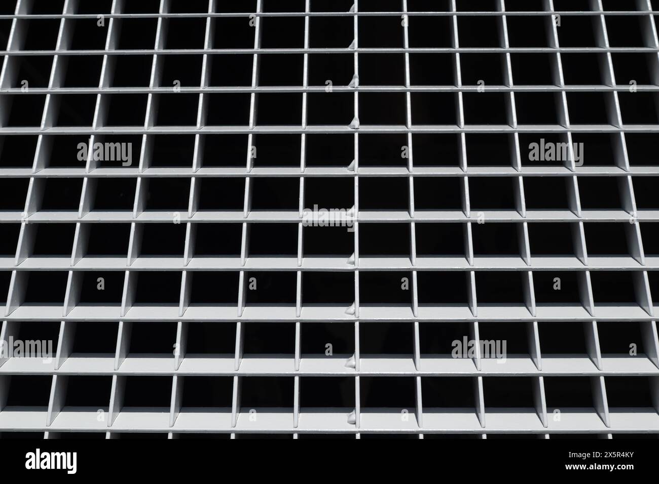 Hintergrundbild des Metallbelüftungsgitters Stockfoto