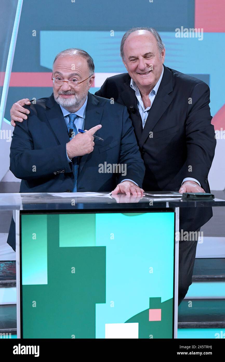 Mailand, Italien. Mai 2024. Mailand, Fernsehsendung "TV Talk" - Massimo Bernardini, Gerry Scotti Credit: Independent Photo Agency/Alamy Live News Stockfoto