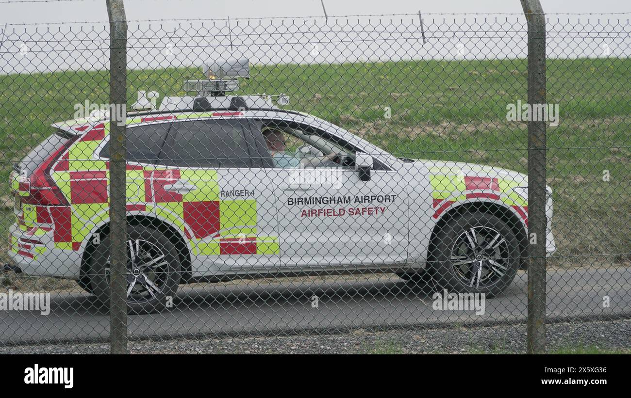 Flugplatzsicherheit Am Flughafen Birmingham Stockfoto