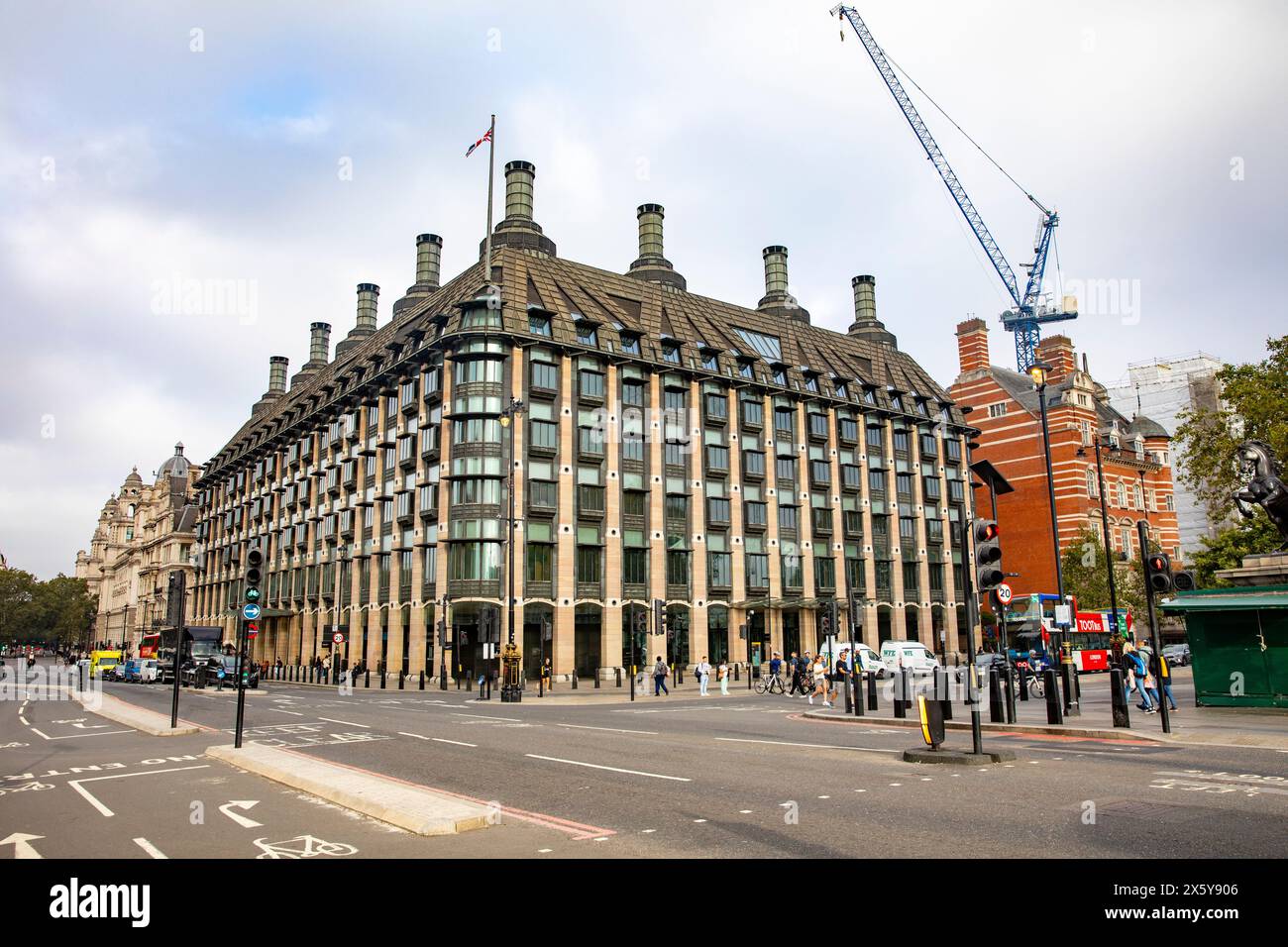 Portcullis House Westminster London, bietet Büroflächen für Parlamentsabgeordnete und deren Mitarbeiter, London, England, UK, 2023 Stockfoto