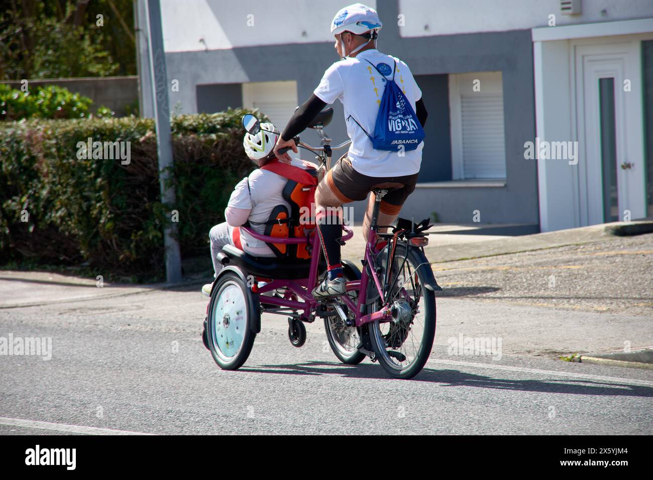 Baiona, Pontevedra, Galicien, Spanien; 26. März 2023; Discamino, eine NGO, die gegründet wurde, um abhängigen Menschen beim Abschluss des Jakobsweges zu helfen Stockfoto
