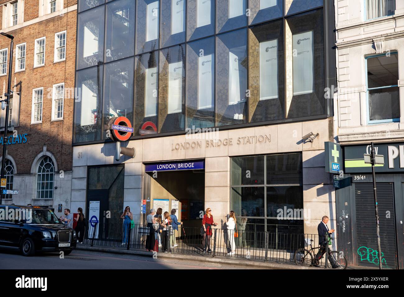Eintritt zum U-Bahnhof London Bridge, London, UK, 2023 Stockfoto