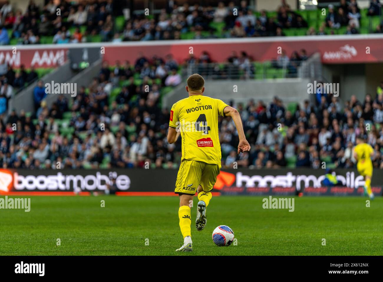 Melbourne, Australien. 12. Mai 2024. Melbourne Victory gegen Melbourne City - 2024 Isuzu UTE A-League Männer Finals Series - Halbfinale 1 - AAMI Park. Wellington Phoenix Defender Scott Wootton (#4) im A-League Männer Halbfinale 1 2024 zwischen Melbourne Victory FC und Wellington Phoenix FC. Foto: James Forrester/Alamy Live News Stockfoto