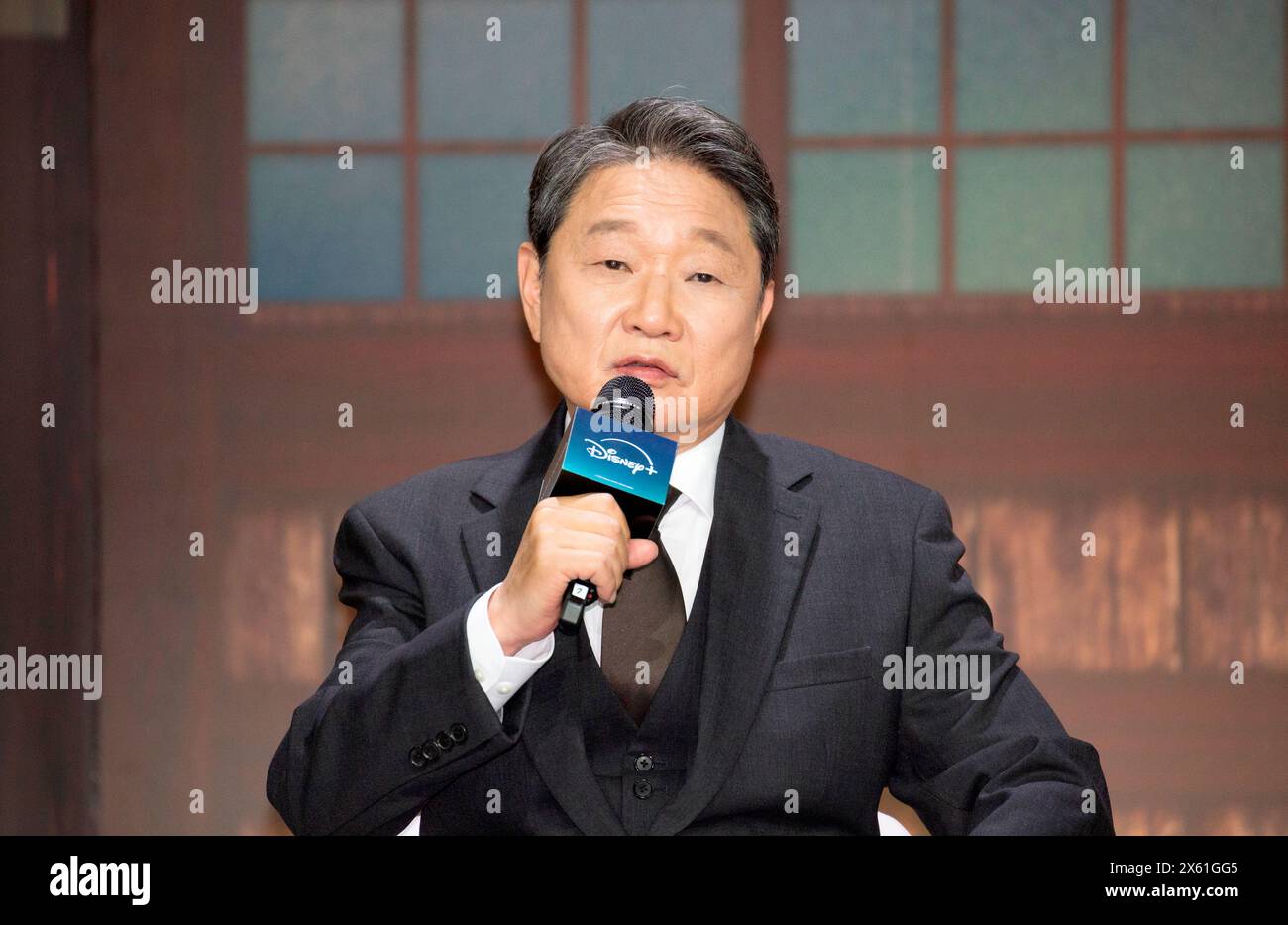 Joo Jin-Mo, 8. Mai 2024: Schauspieler Joo Jin-Mo nimmt an einer Pressekonferenz der Disney-Originalserie Uncle Samsik in Seoul Teil. Das kommende Drama erzählt die Geschichte des Nachkriegs-Korea in den 1960er Jahren, wo der ultimative Traum darin besteht, Korea zu einem Industrieland zu machen, in dem die Menschen täglich drei richtige Mahlzeiten einnehmen können. Die Serie wird mit ihren ersten fünf Folgen am 15. Mai Premiere haben. Quelle: Lee Jae-won/AFLO/Alamy Live News Stockfoto