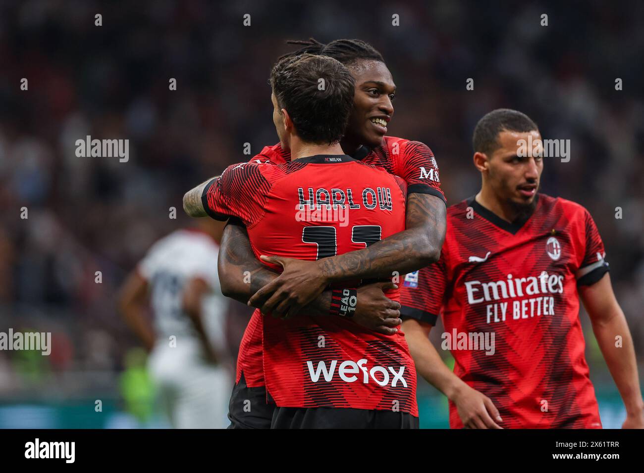 Mailand, Italien. Mai 2024. Rafael Leao (R) und Christian Pulisic vom ...