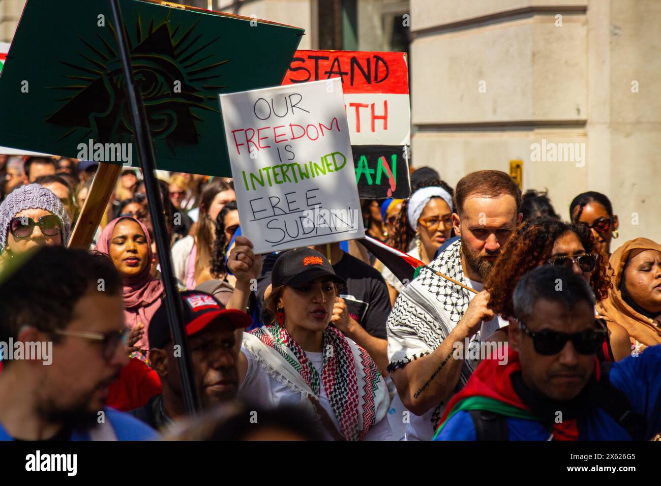 Aktivisten aus London für den Sudan marschierten in Zentral-London und forderten das Ende des Bürgerkriegs im Sudan. Stockfoto